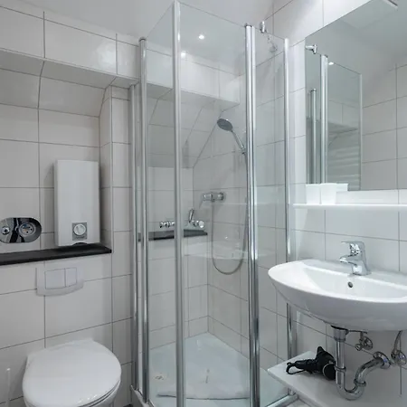 Haus Bielefeld 28 アパート